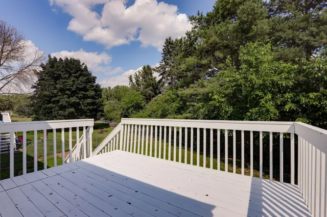 $389,900 | 2515 Lindbergh Drive, Minnetonka, MN 55305