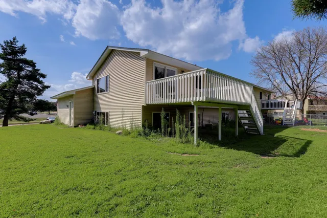 $389,900 | 2515 Lindbergh Drive, Minnetonka, MN 55305