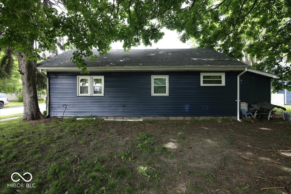 1732 Noble Street Anderson, IN 46016 - Photo 4 of 57