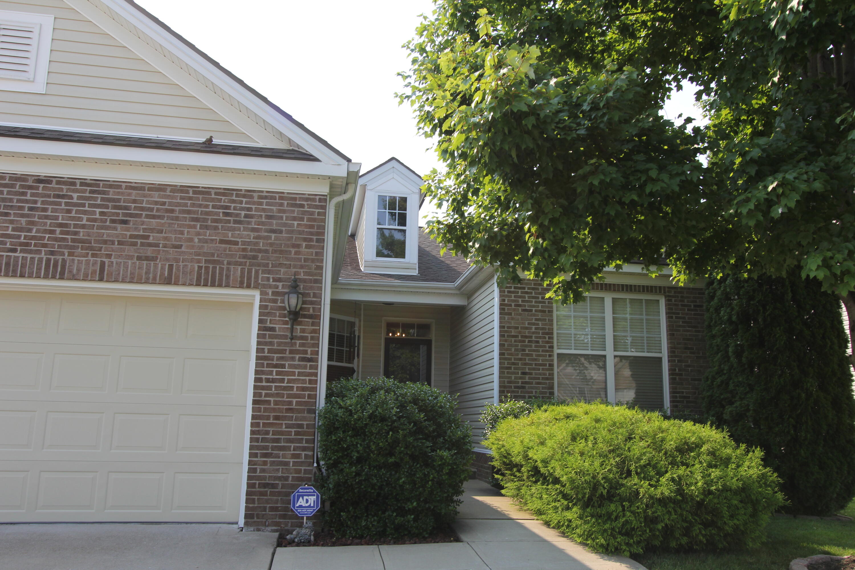 219 Fox Run Road Georgetown, KY 40324 - Photo 2 of 21 IMG_6745