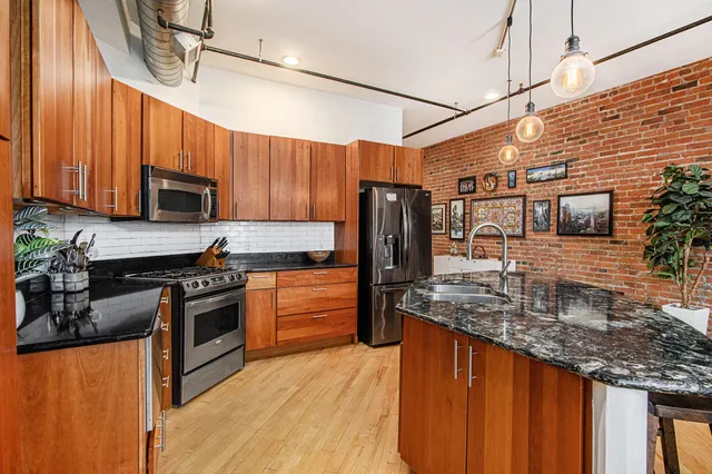 $228,000 | 222 North Kalamazoo Mall, Unit 290, Kalamazoo, MI 49007