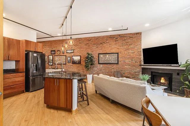 $228,000 | 222 North Kalamazoo Mall, Unit 290, Kalamazoo, MI 49007