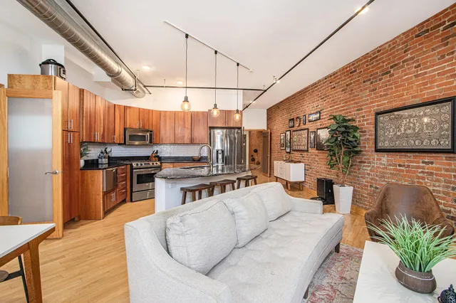 $228,000 | 222 North Kalamazoo Mall, Unit 290, Kalamazoo, MI 49007