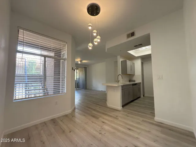 $1,395 | 3830 East Lakewood Parkway East, Unit 2038, Phoenix, AZ 85048