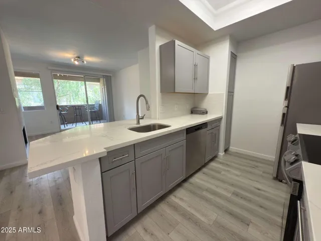 $1,395 | 3830 East Lakewood Parkway East, Unit 2038, Phoenix, AZ 85048