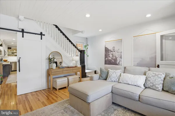 $299,900 | 828 East Chestnut Street, Lancaster, PA 17602