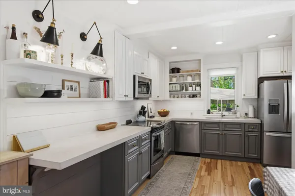 $299,900 | 828 East Chestnut Street, Lancaster, PA 17602