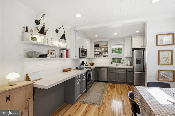 $299,900 | 828 East Chestnut Street, Lancaster, PA 17602