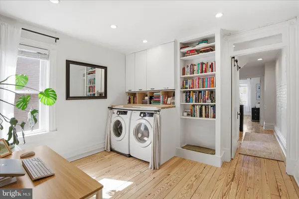$299,900 | 828 East Chestnut Street, Lancaster, PA 17602