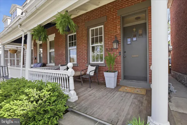 $299,900 | 828 East Chestnut Street, Lancaster, PA 17602