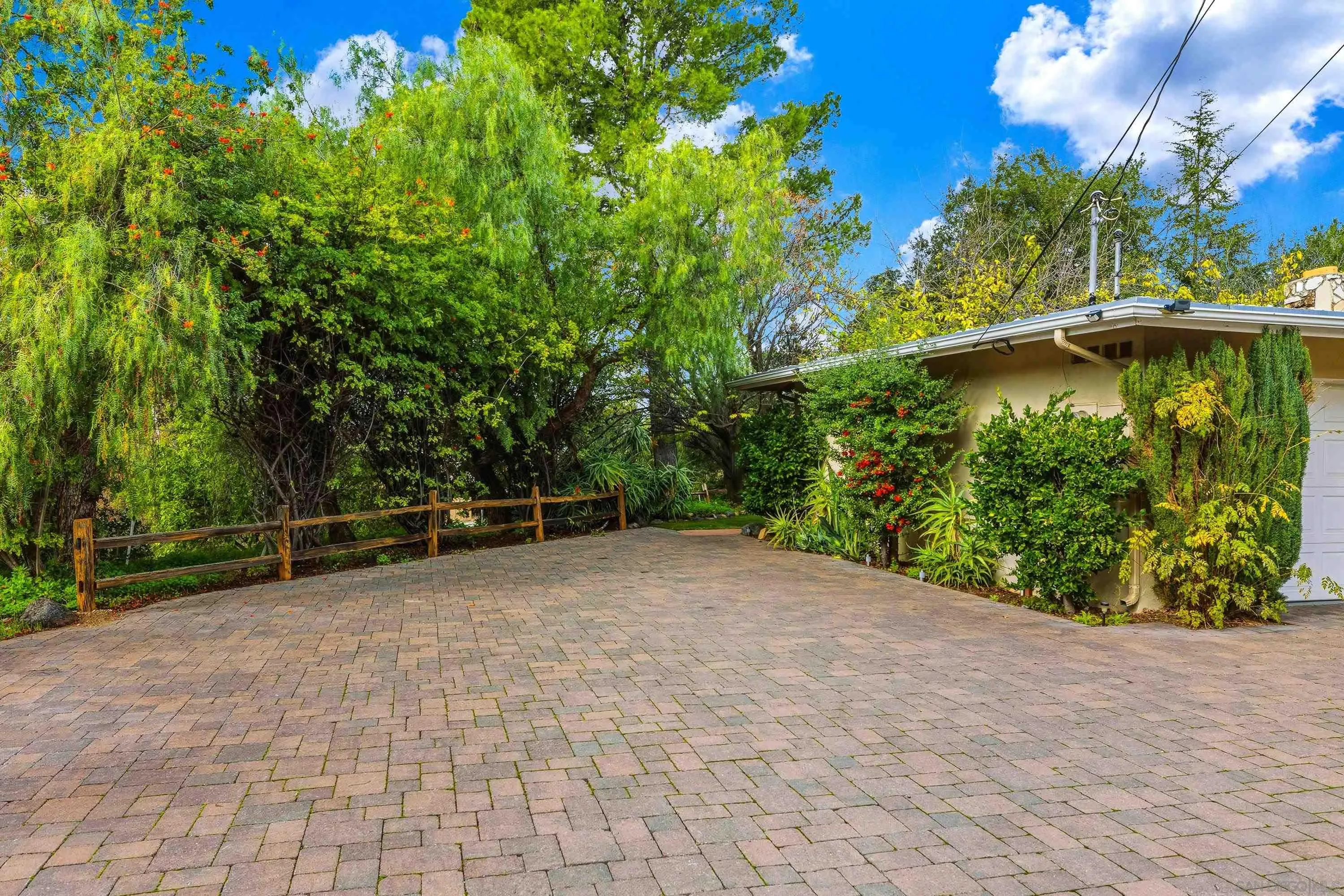 1491 Louise Drive Alpine, CA 91901 - Photo 41 of 45 a view of a backyard with large trees