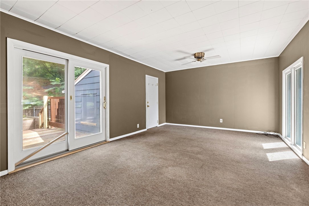 142 Adrian Street Warwick, RI 02886 - Photo 16 of 27