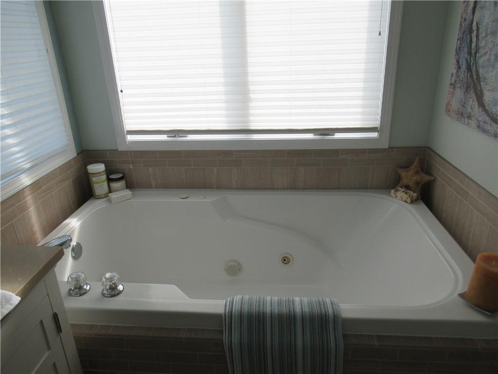 2211 Reston Lane Columbus, IN 47203 - Photo 16 of 38 Gallery Image 16