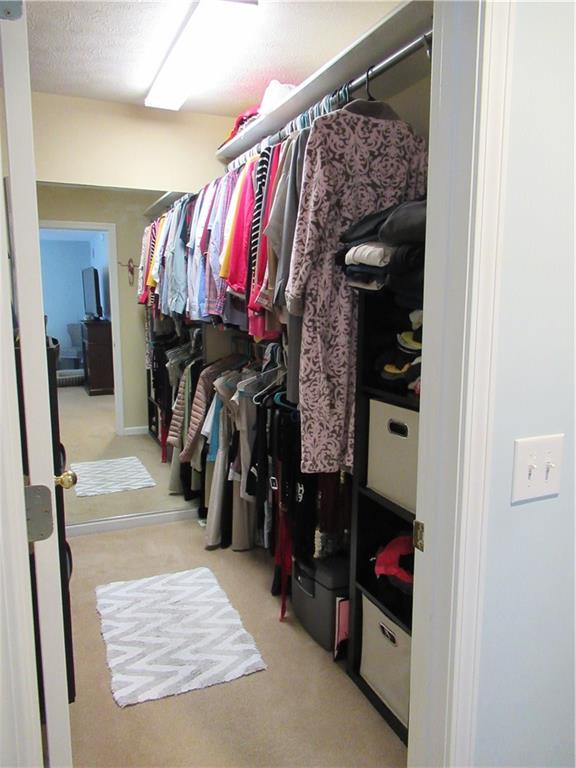 2211 Reston Lane Columbus, IN 47203 - Photo 17 of 38 Gallery Image 17