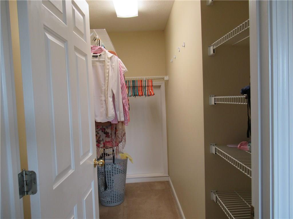2211 Reston Lane Columbus, IN 47203 - Photo 19 of 38 Gallery Image 19