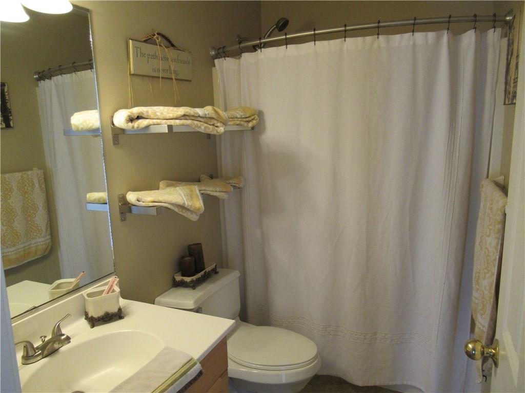 2211 Reston Lane Columbus, IN 47203 - Photo 21 of 38 Gallery Image 21
