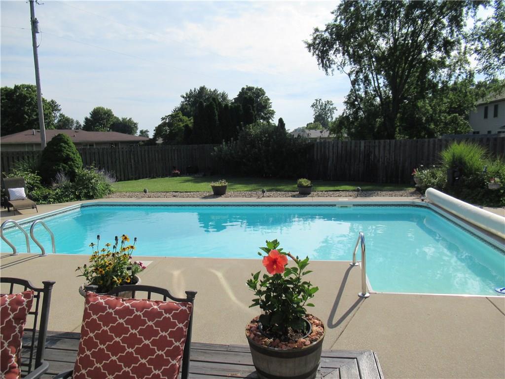 2211 Reston Lane Columbus, IN 47203 - Photo 34 of 38 Gallery Image 34