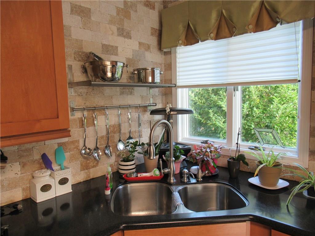 2211 Reston Lane Columbus, IN 47203 - Photo 9 of 38 Gallery Image 9