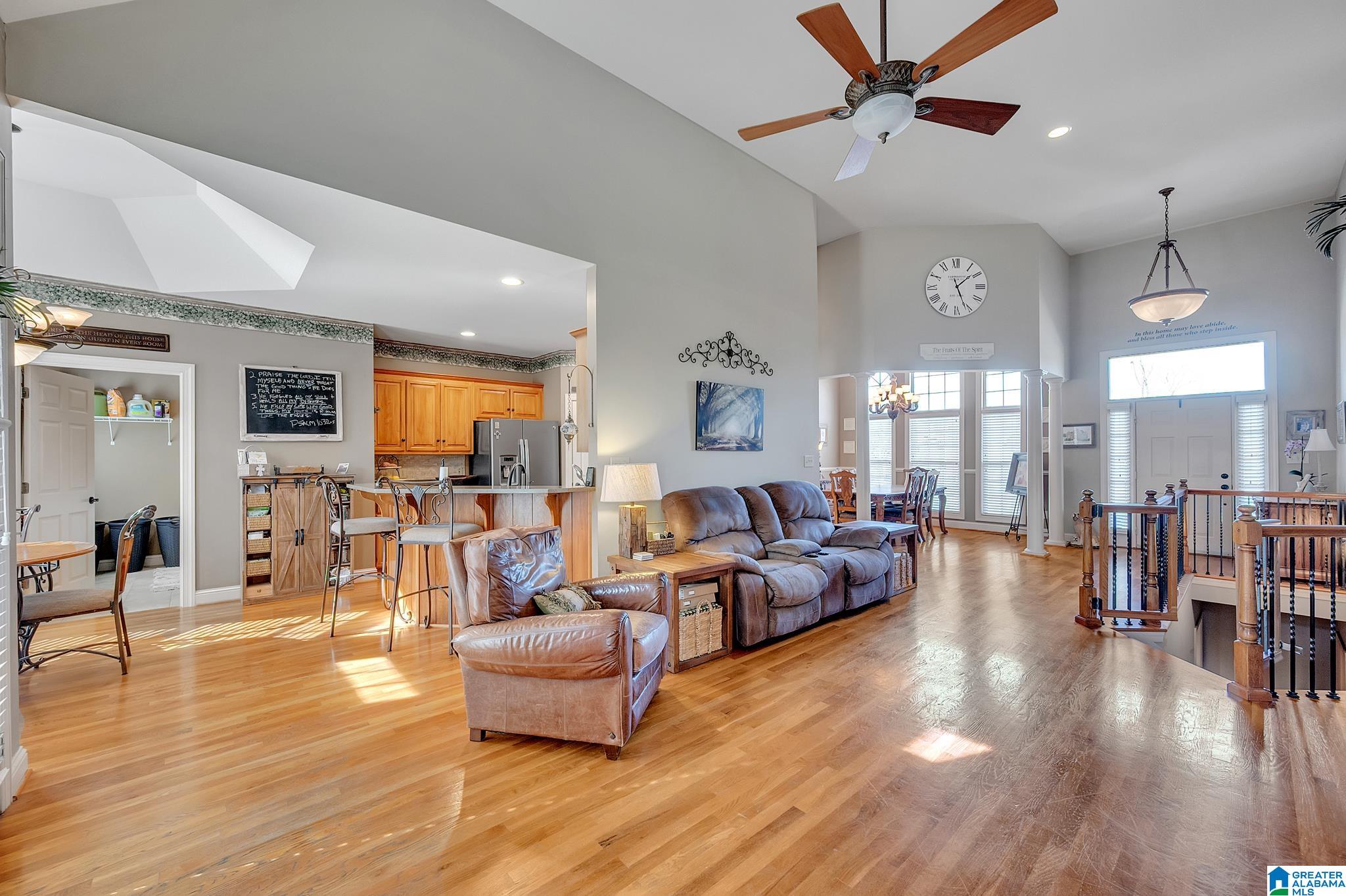 871 Brookline Road Gardendale, AL 35071 - Photo 4 of 45