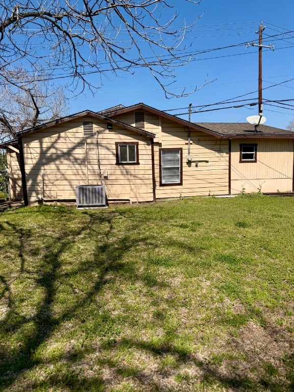 1608 Dyer Avenue Rosenberg, TX 77471 - Photo 16 of 16 a front view of a house with a yard