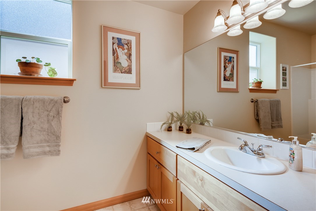 18607 95th Avenue Northeast Bothell, WA 98011 - Photo 18 of 25 Gallery Image 18