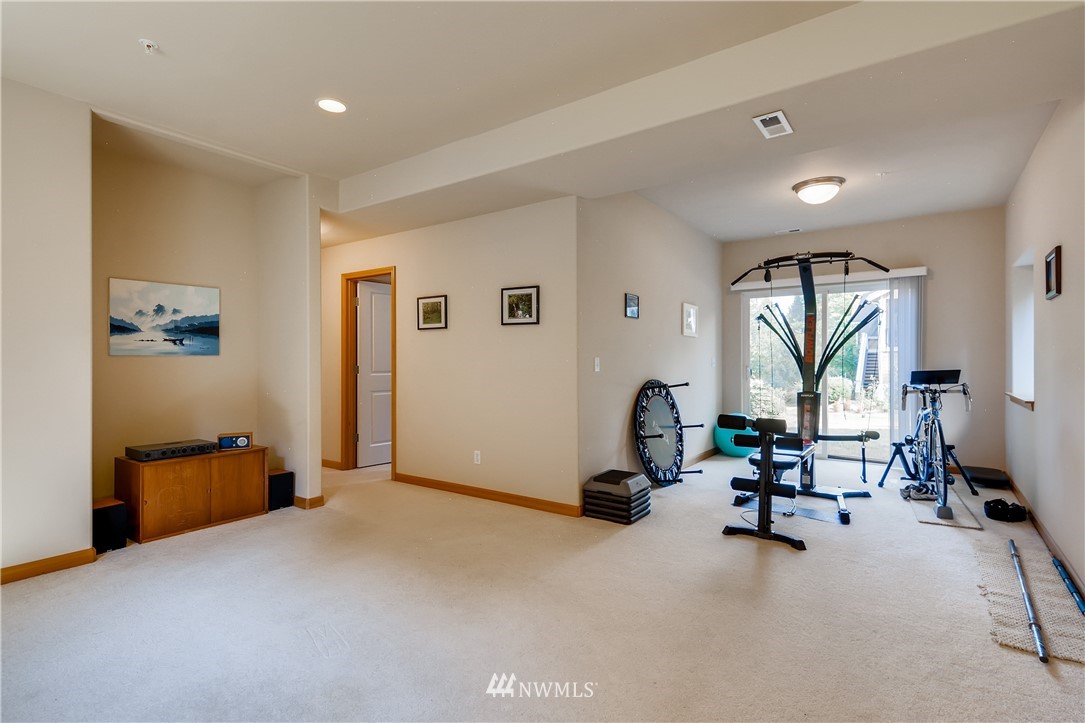 18607 95th Avenue Northeast Bothell, WA 98011 - Photo 20 of 25 Gallery Image 20