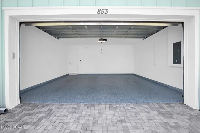 $3,600 | 853 Bama Breeze Drive, Daytona Beach, FL 32124