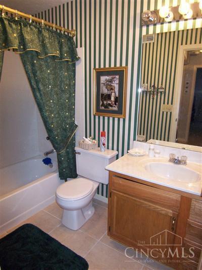 3541 Jessup Road, Unit 3C Cincinnati, OH 45239 - Photo 9 of 15