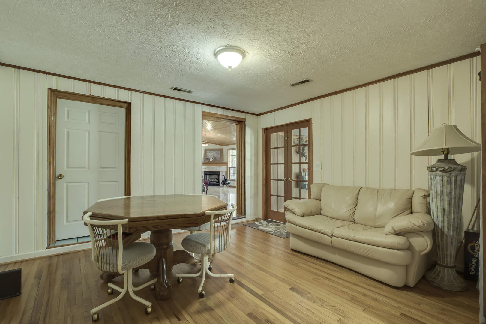 230 Mainsail Road Kingston, TN 37763 - Photo 15 of 40 15_MainsailRoad_230_Dining01