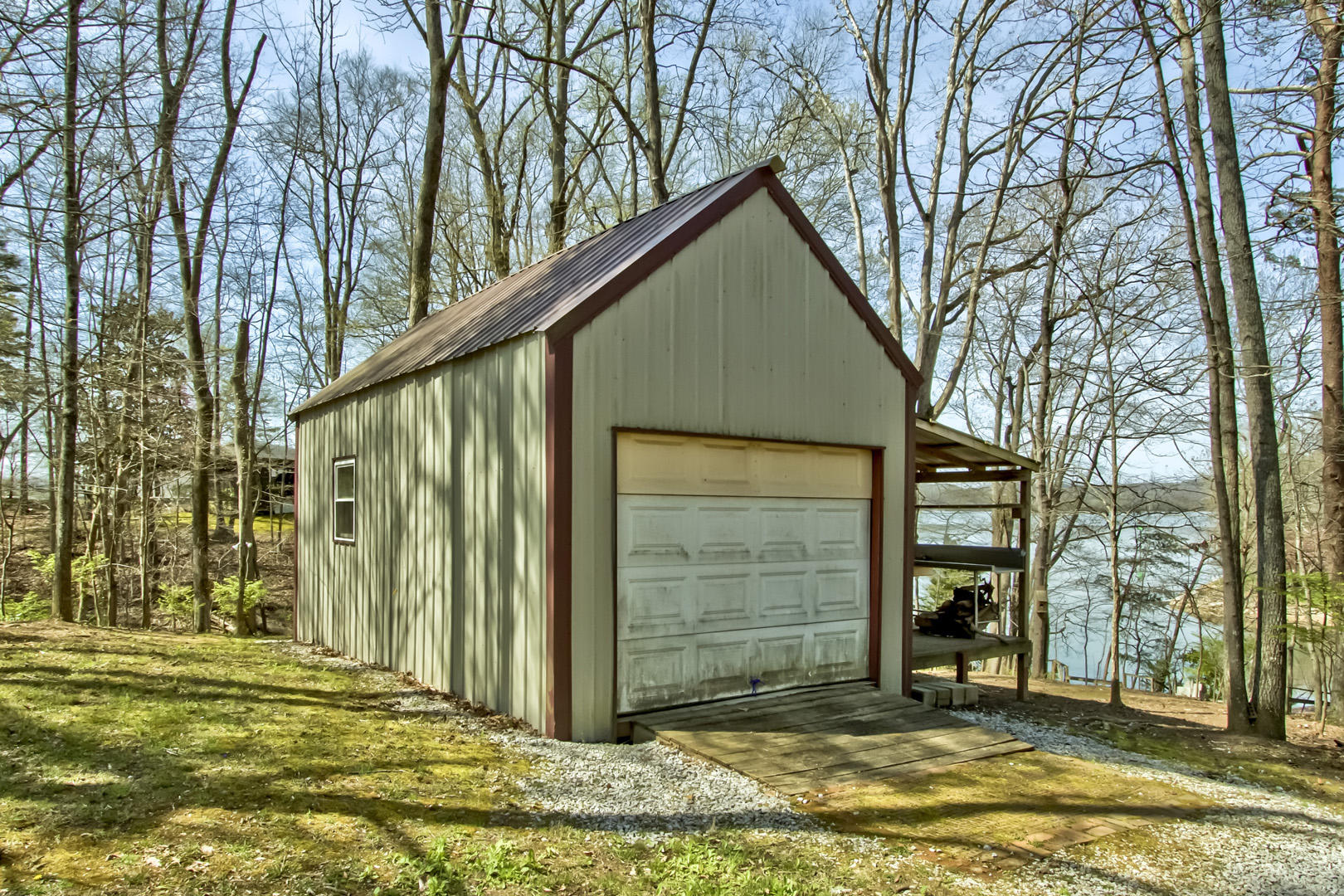 230 Mainsail Road Kingston, TN 37763 - Photo 32 of 40 32_MainsailRoad_230_GardenShed-Shop
