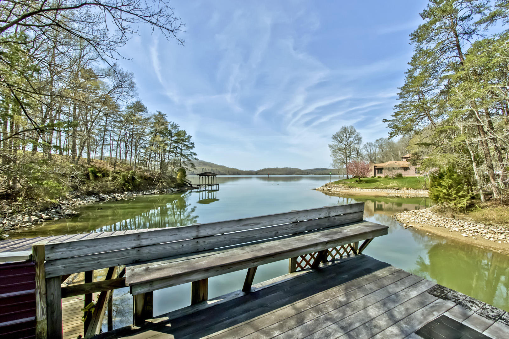 230 Mainsail Road Kingston, TN 37763 - Photo 35 of 40 35_MainsailRoad_230_DockTopDeck
