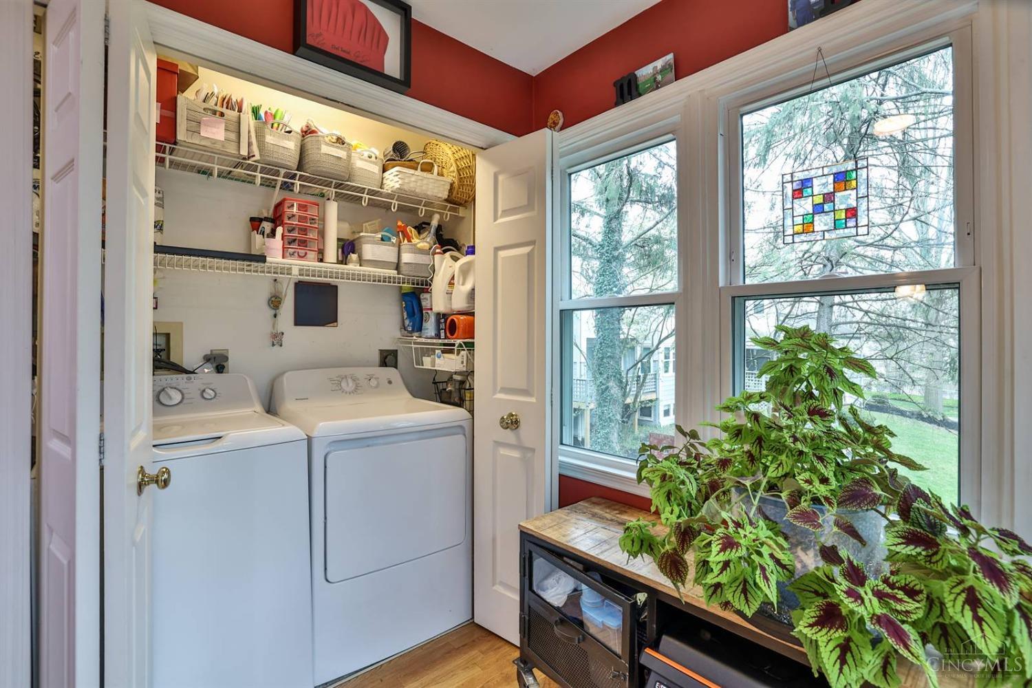 8813 Montgomery Road, Unit 7 Cincinnati, OH 45236 - Photo 13 of 31 Gallery Image 13
