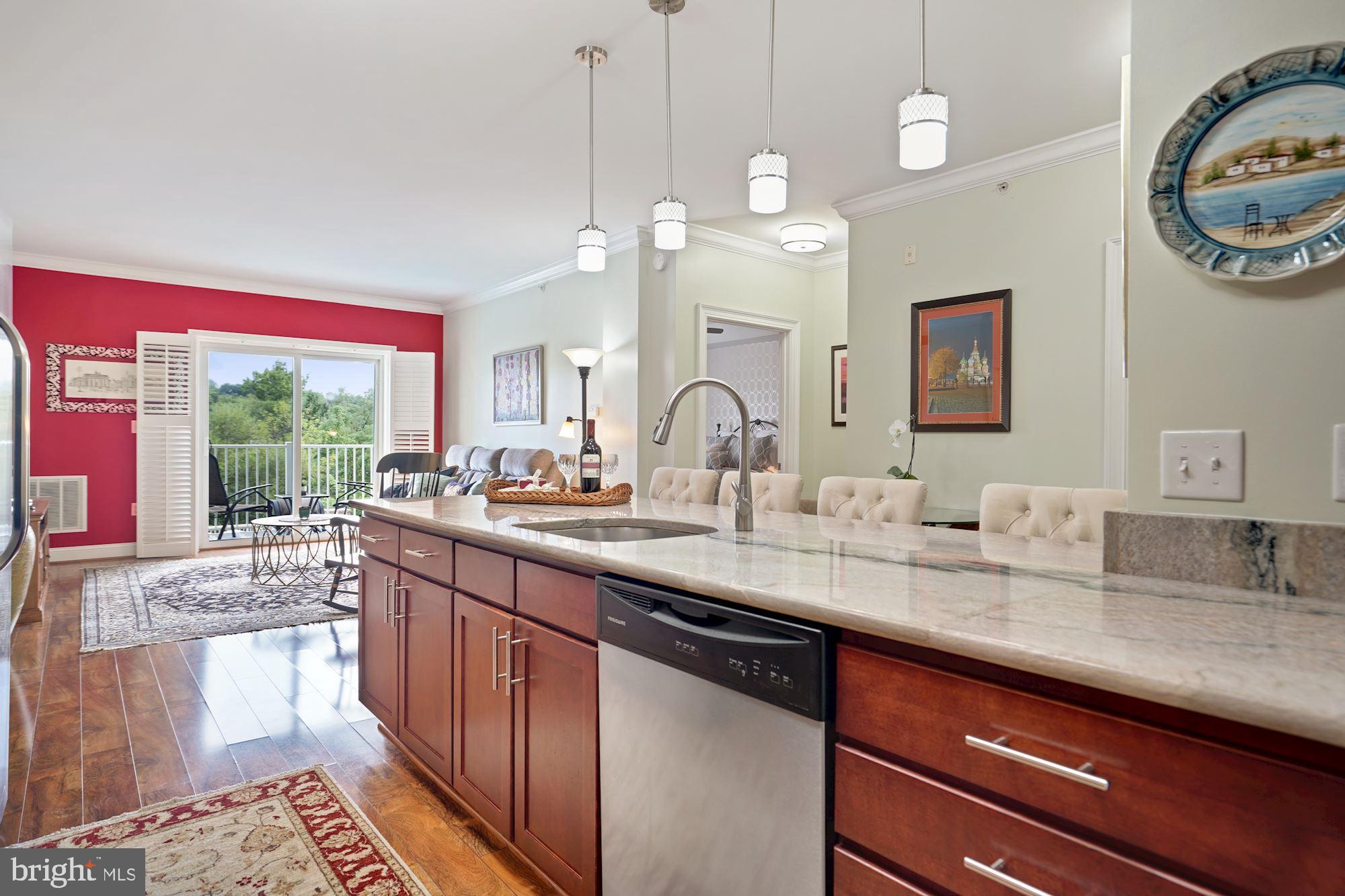 6301 Edsall Road, Unit 201 Alexandria, VA 22312 - Photo 3 of 40