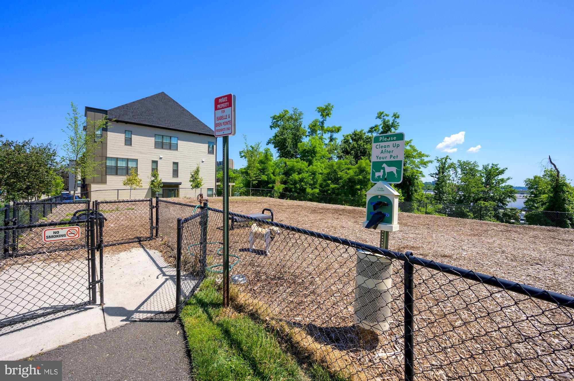 6301 Edsall Road, Unit 201 Alexandria, VA 22312 - Photo 39 of 40
