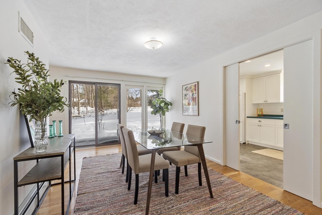 141 Chestnut Circle, Unit 141 Lincoln, MA 01773 - Photo 12 of 33