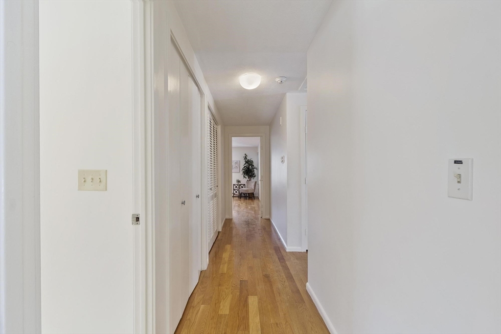 141 Chestnut Circle, Unit 141 Lincoln, MA 01773 - Photo 19 of 33