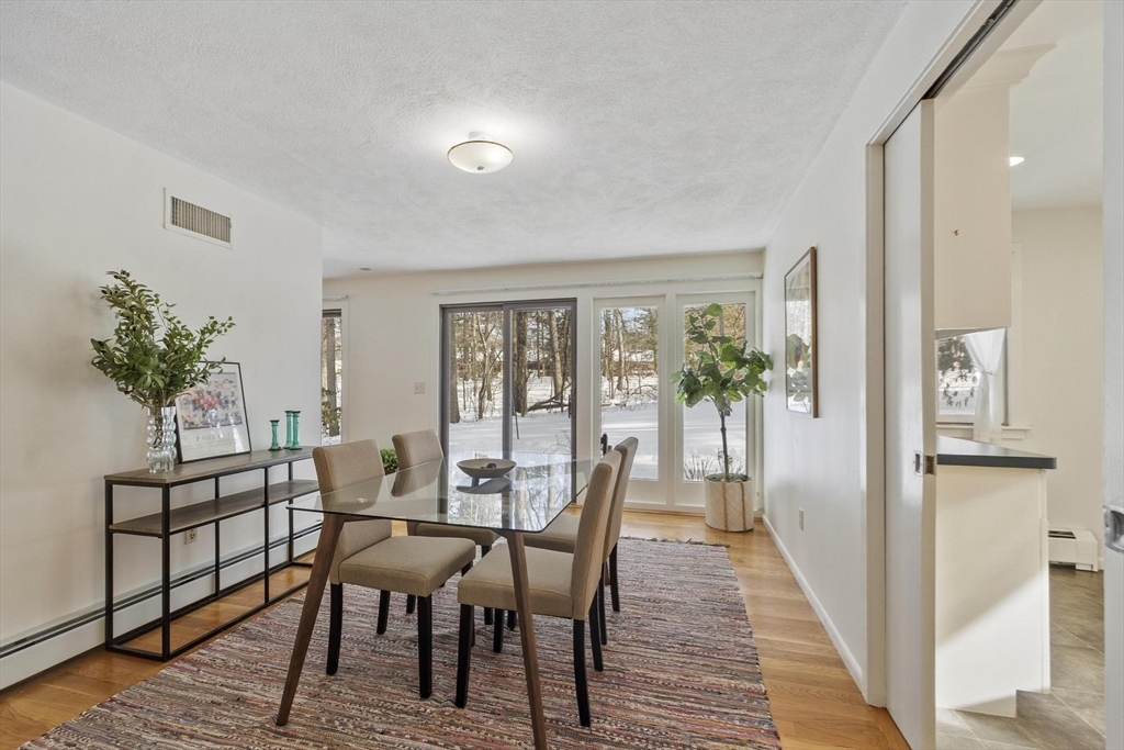 141 Chestnut Circle, Unit 141 Lincoln, MA 01773 - Photo 3 of 33