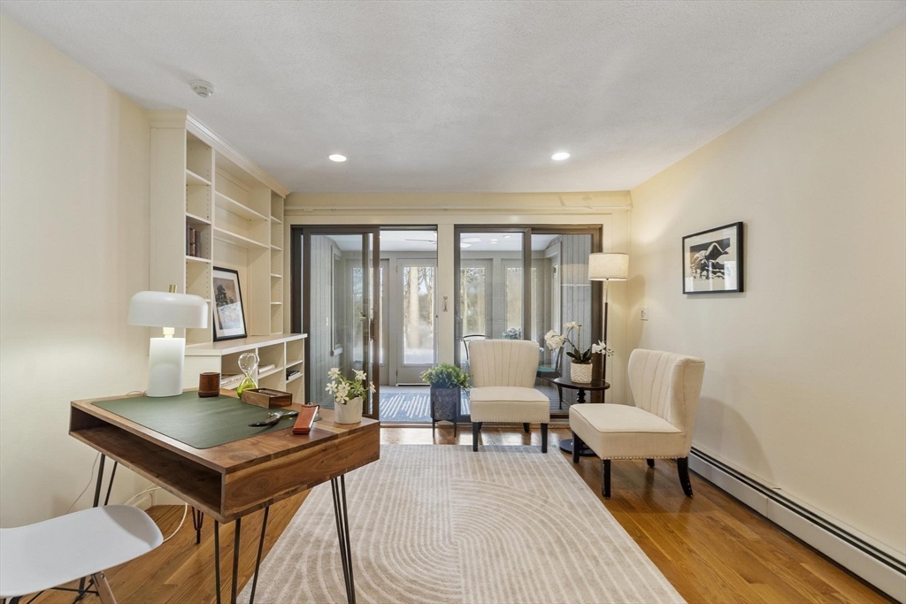 141 Chestnut Circle, Unit 141 Lincoln, MA 01773 - Photo 5 of 33