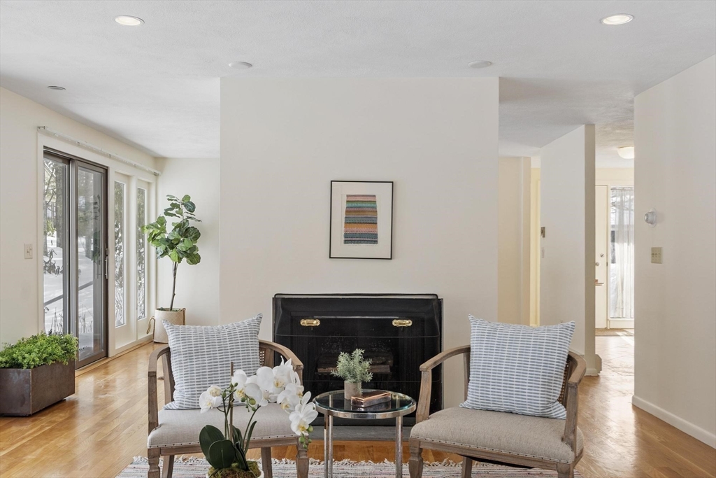 141 Chestnut Circle, Unit 141 Lincoln, MA 01773 - Photo 10 of 33