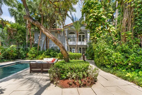 $14,995,000 | 814 West Dilido Drive, Miami Beach, FL 33139
