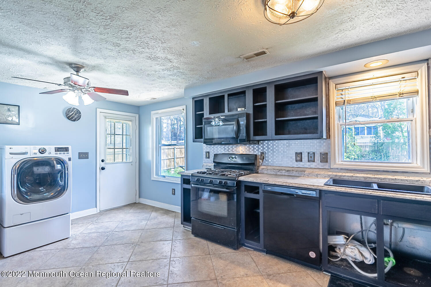 178 Sextant Road Manahawkin, NJ 08050 - Photo 15 of 21 178 Sextant Rd Stafford-large-013-014-17