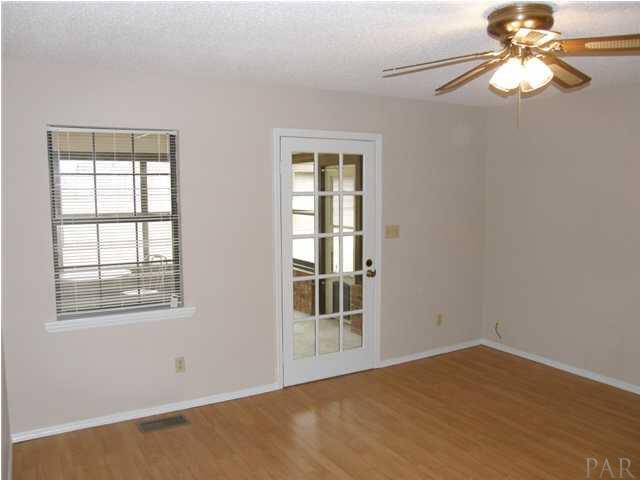 5045 Whitmire Road Milton, FL 32570 - Photo 3 of 18 Gallery Image 3