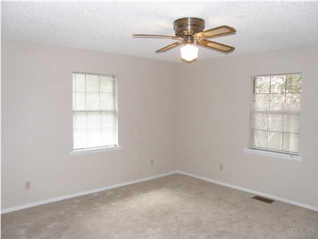 5045 Whitmire Road Milton, FL 32570 - Photo 8 of 18 Gallery Image 8