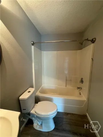 $1,850 | 900 Canyon Oak Loop, Richmond Hill, GA 31324