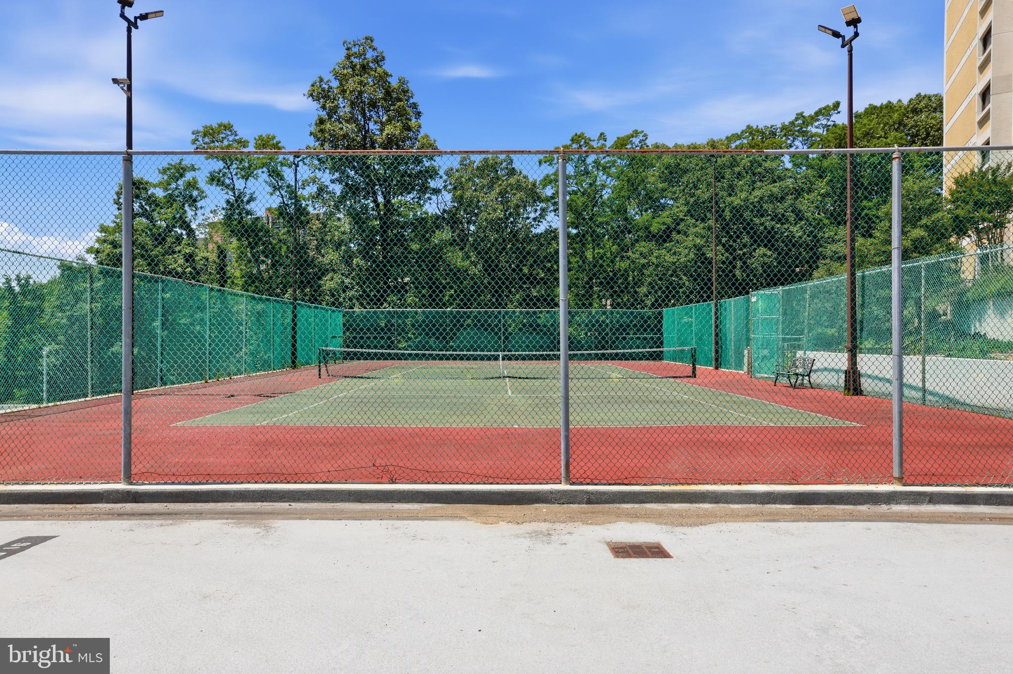6101 Edsall Road, Unit 502 Alexandria, VA 22304 - Photo 26 of 33 Calling all tennis aces!