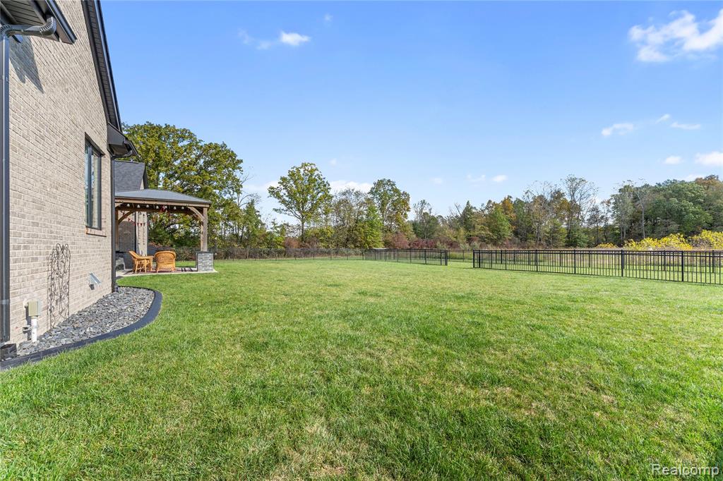 13498 Exeter Road Carleton, MI 48117 - Photo 47 of 57