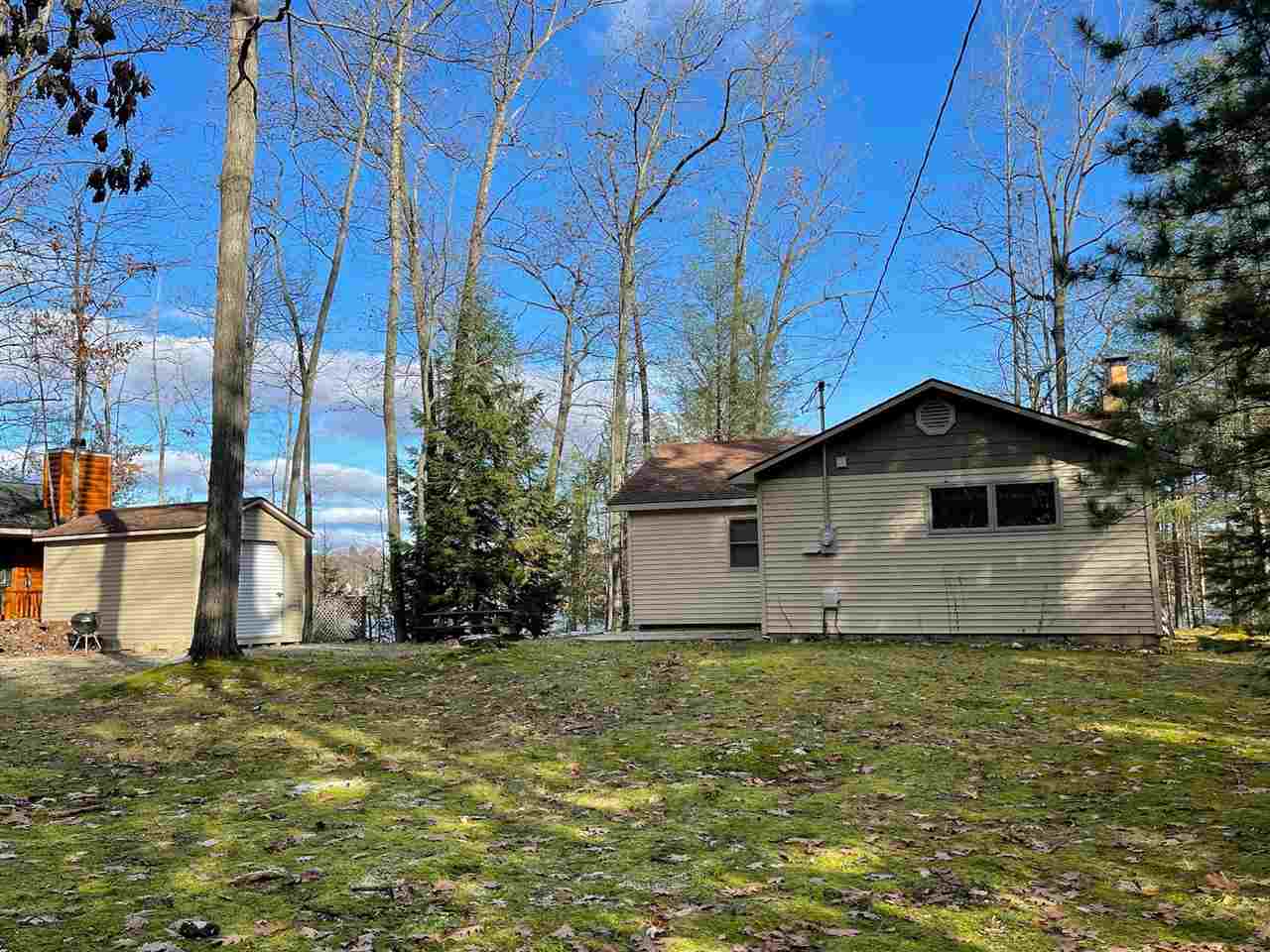 5600 Gronda Road Harrison, MI 48625 - Photo 15 of 83 1896080-14.JPG