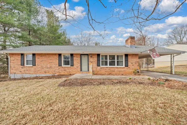 $309,900 | 1122 Stratford Drive, Bedford, VA 24523