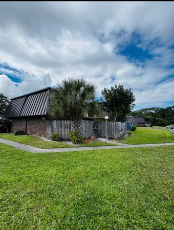 $2,800 | 3665 Silver Lace Lane, Unit 77, Boynton Beach, FL 33436