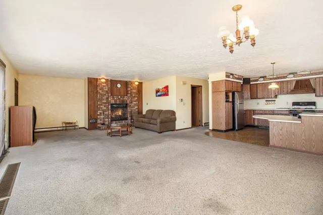 $345,000 | 929 South Washington Avenue, Ludington, MI 49431